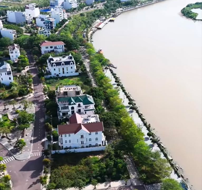 Nhà phố khu đô thị Đại Phú Gia Quy Nhơn 190m² - View sông tuyệt đẹp!