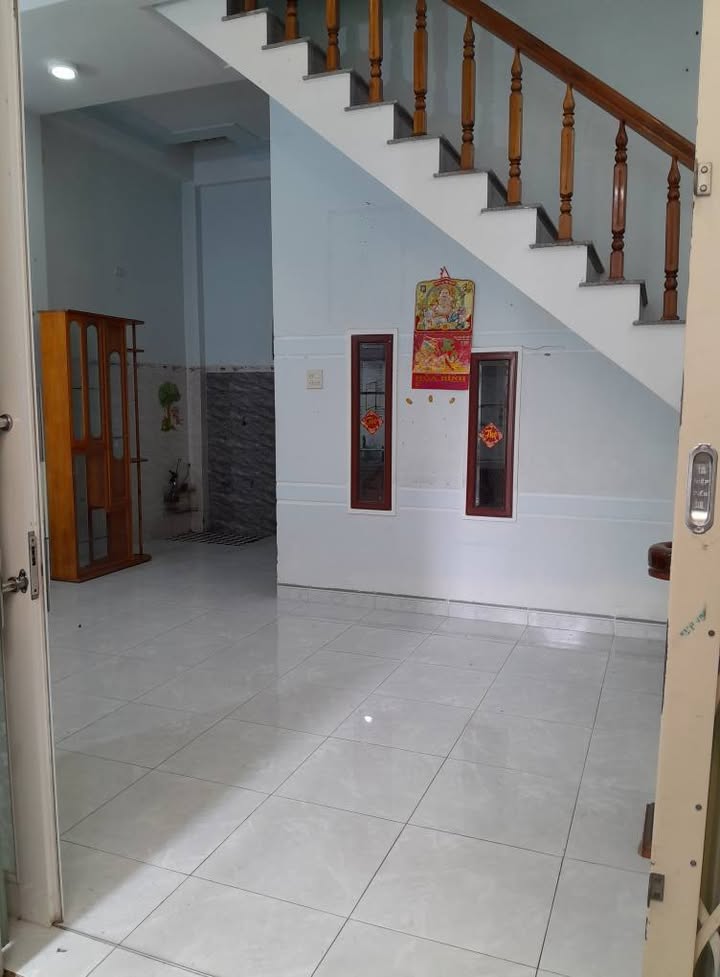 Nhà hẻm 514 đường Hoàng Văn Thụ, Quy Nhơn 40m² giá 2.55 tỷ - Sổ hồng chính chủ!