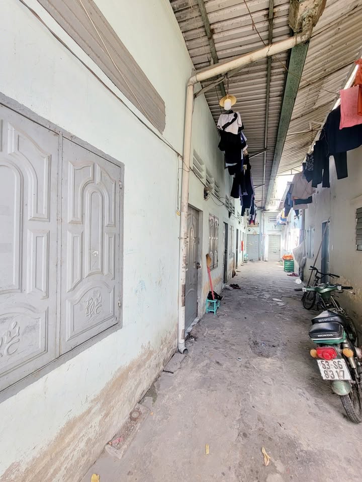 Nhà trọ KDC Nicotex Thủ Đức 104m² giá 4 tỷ - Dòng tiền ổn định 10 triệu/tháng!