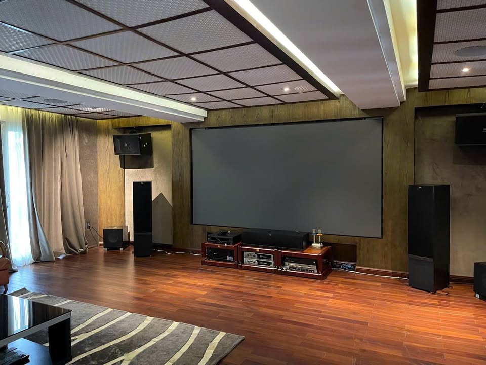 Biệt thự cho thuê Nguyễn Văn Hưởng, Thảo Điền, Quận 2, 1100m² - Sang trọng đẳng cấp!