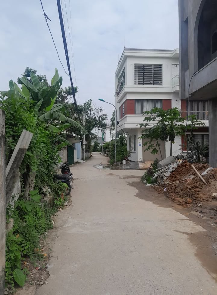 Đất nền 100m² tại khu TĐC Thịnh Lang, Hòa Bình - Giá 2 tỷ, đầu tư sinh lời!