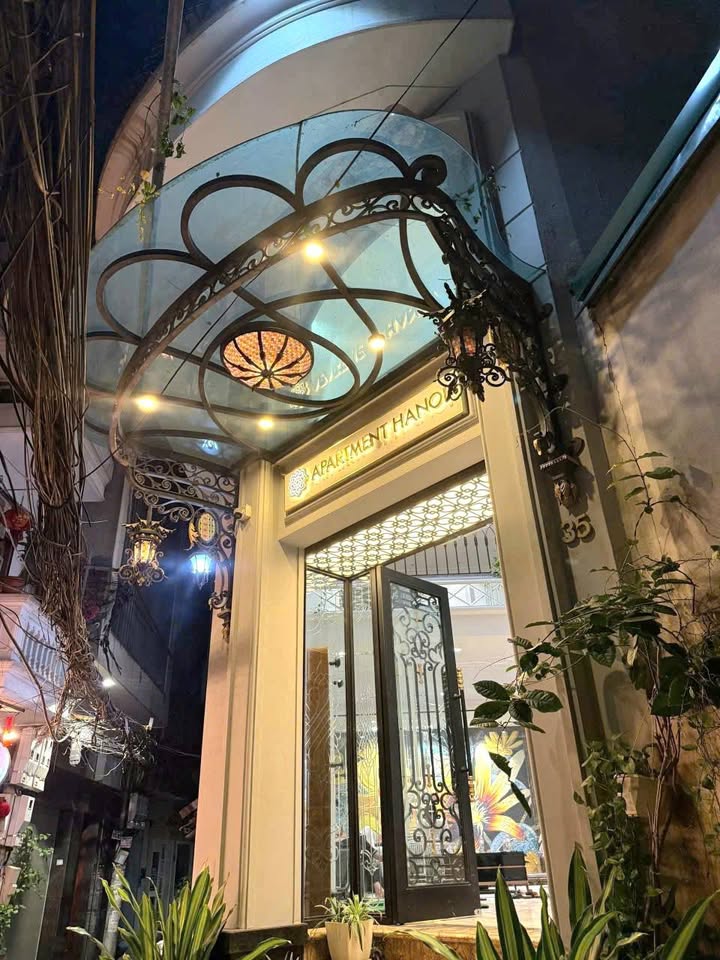 Căn hộ cho thuê 27 Xã Đàn Đống Đa 75m² giá thương lượng - Full nội thất cao cấp!