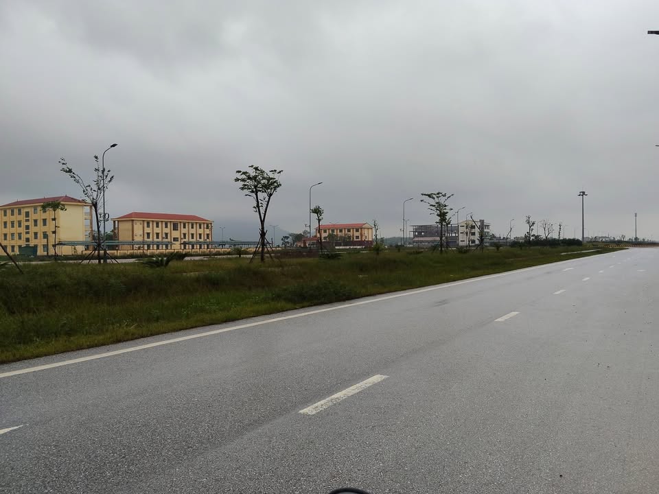 Đất nền Kỳ Đồng, Kỳ Anh 205m² giá 3 tỷ - Bám trục đường 70m, pháp lý rõ ràng!