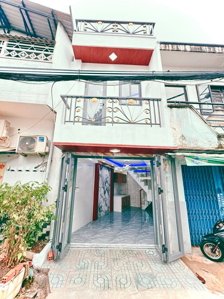 Nhà mặt tiền kinh doanh Lê Tấn Bê, Bình Tân 18m² giá 1.88 tỷ - Nhà mới đẹp, sẵn sàng ở ngay!