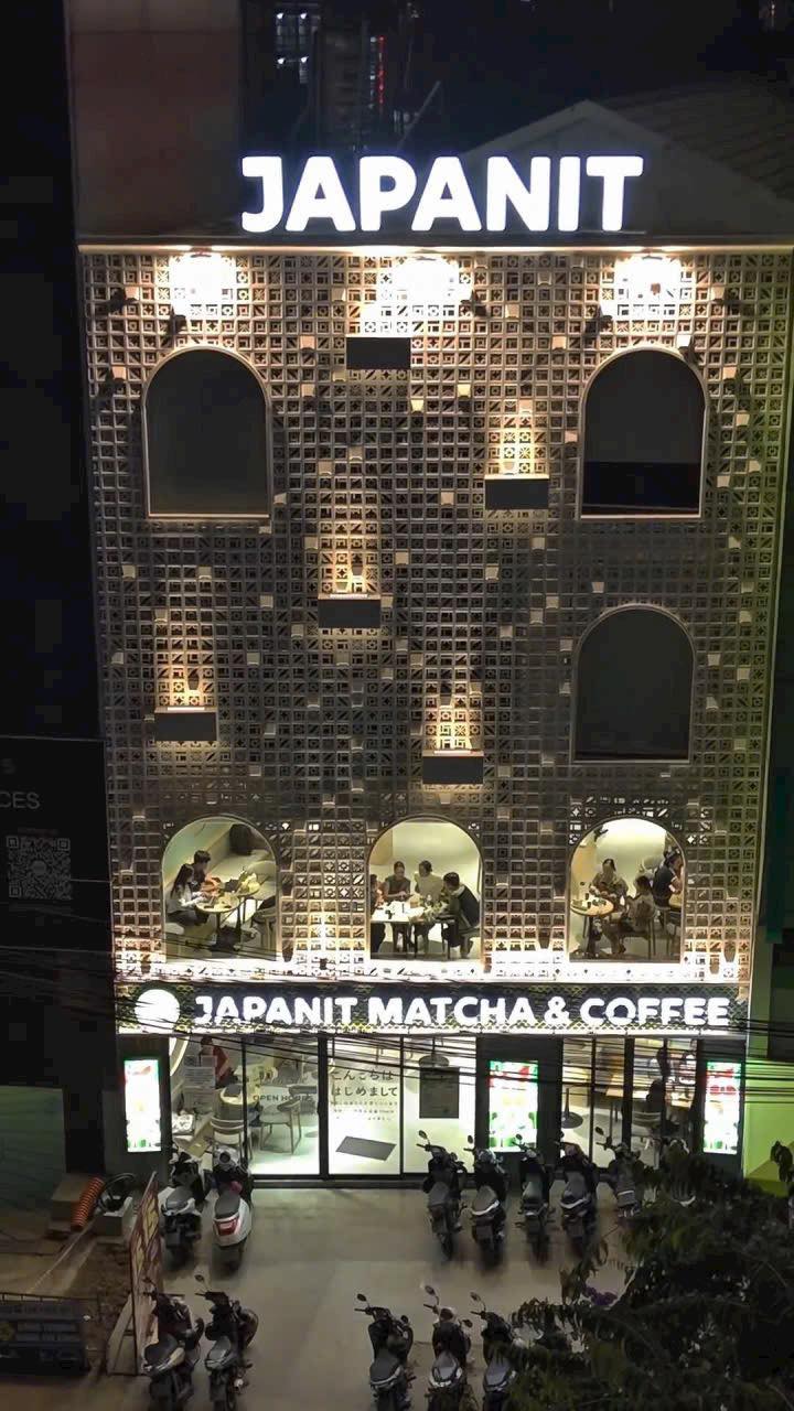 FrontHouse 123 Cách Mạng Tháng Tám, Quận 1, Diện tích 103m² - Đầu tư sinh lời ngay!