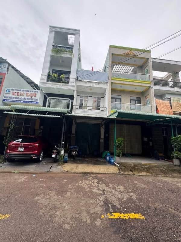 Nhà 2 Tầng Đường Tố Hữu, Đống Đa, Quy Nhơn 56m² giá 3.4 tỷ - Sẵn sàng vào ở!