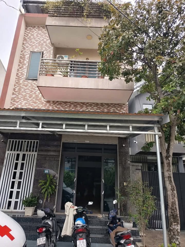 Nhà 3 tầng tại trung tâm TP. Việt Trì 90m² giá 6 tỷ - Đầu tư sinh lời ngay!