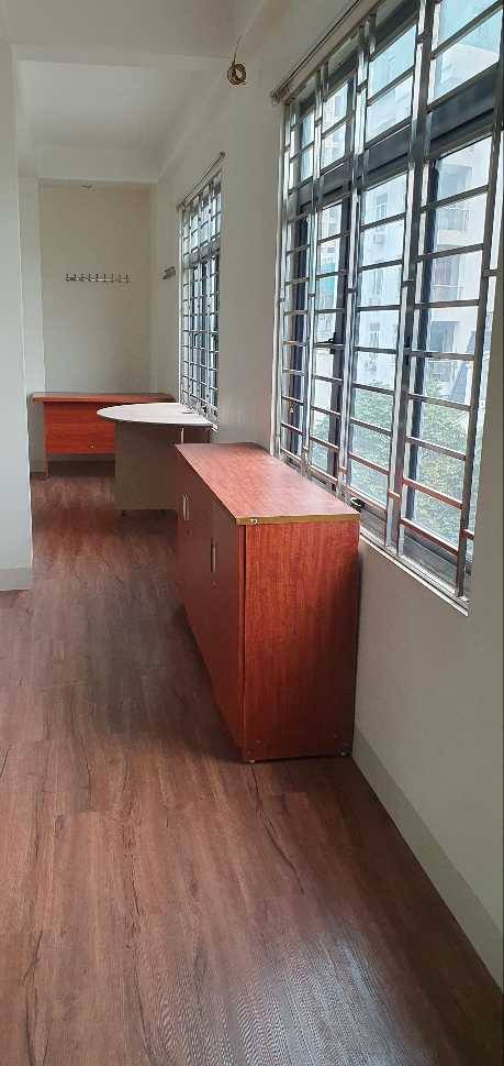 Văn phòng cho thuê tại Cầu Giấy 45m² giá 5 triệu - Vị trí đắc địa, giao thông thuận lợi!