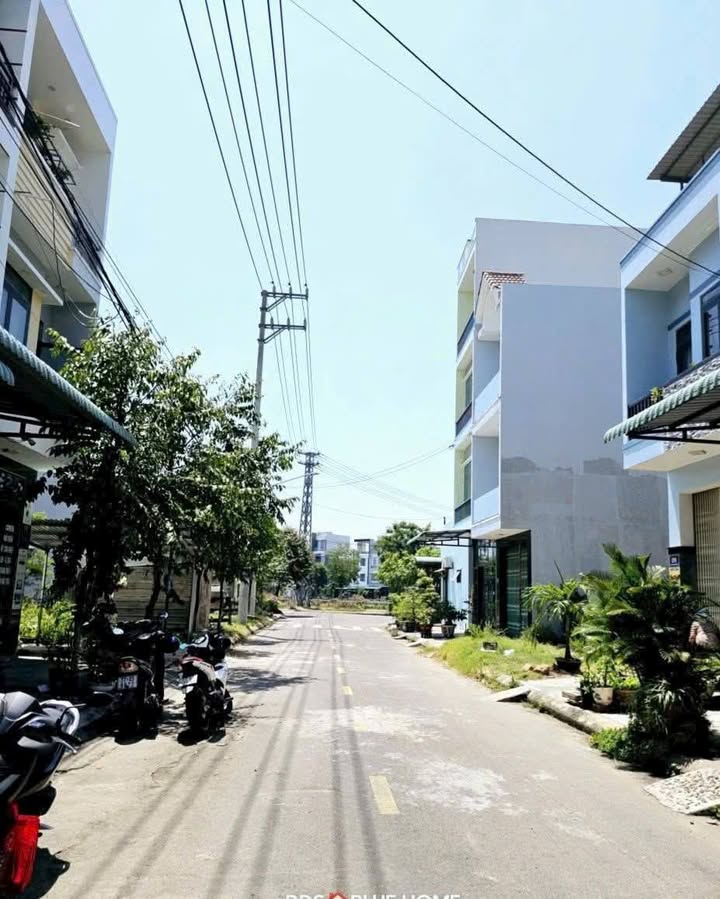 Đất mặt tiền gần sông Nhơn Bình - Quy Nhơn 42m² giá 2.5 tỷ - Cơ hội đầu tư tuyệt vời!