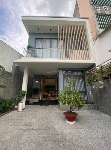 Biệt thự phố Tân Thới Nhất 193m² giá 16.5 tỷ - Sang trọng và tiện nghi!