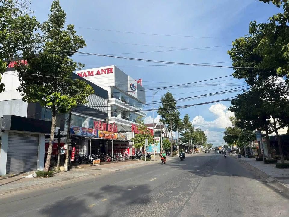 Nhà mặt tiền Đinh Bộ Lĩnh, Phường 9, TP. Mỹ Tho 105m² giá 5.45 tỷ - Vị trí kinh doanh đắc địa!