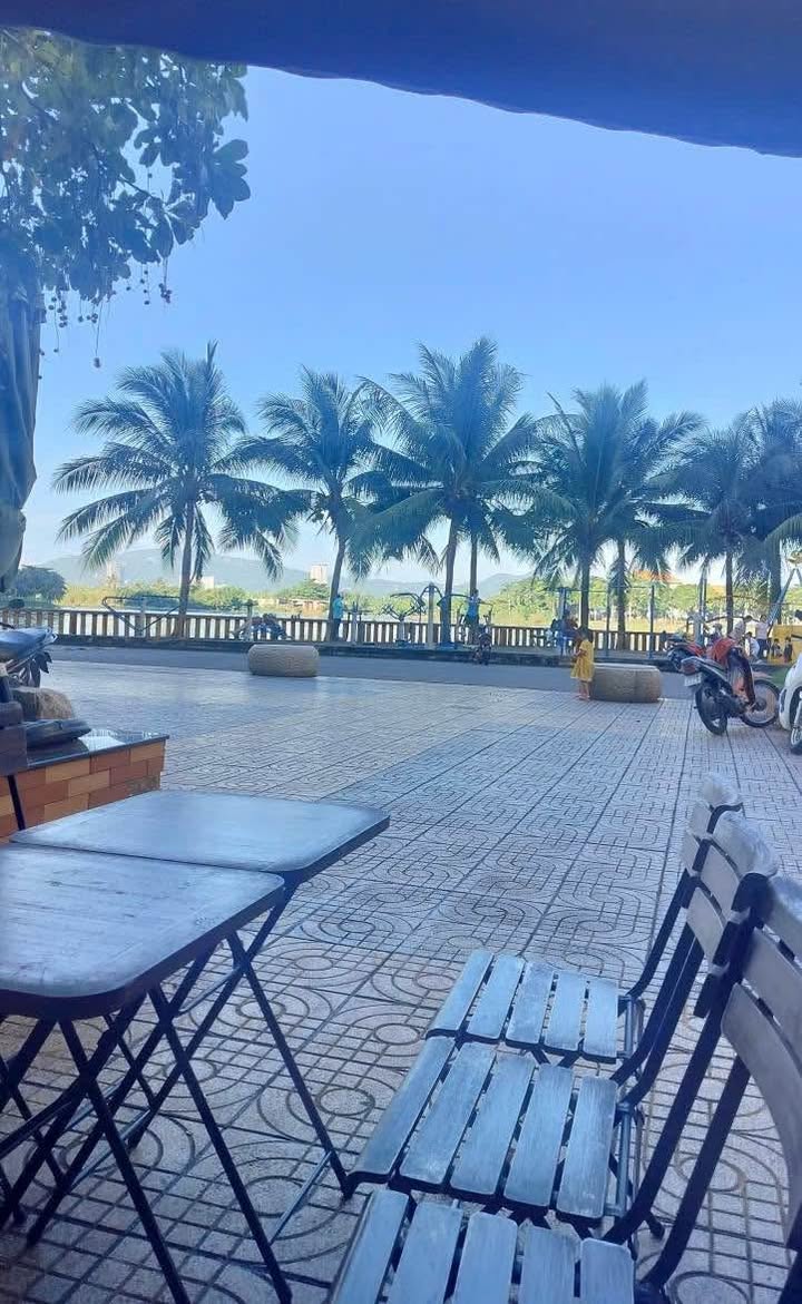 Nhà 1 trệt 1 lầu 1 tum tại Rạch Dừa 77m² giá 7.5 tỷ - Tiềm năng đầu tư cao!