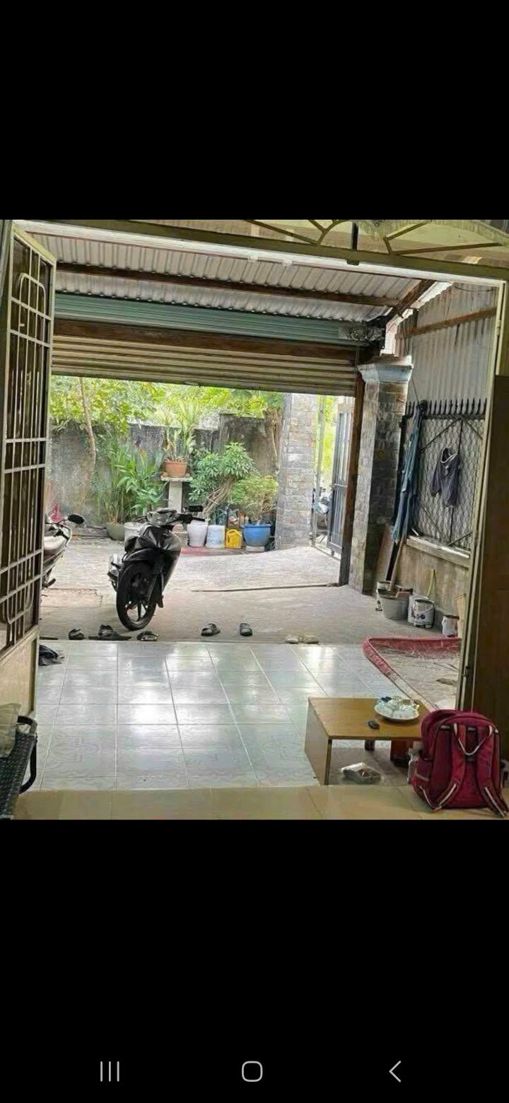 Nhà bán tại Tương Bình Hiệp, Thủ Dầu Một, diện tích 84m², giá chỉ 1.1 tỷ - Cơ hội đầu tư tuyệt vời!