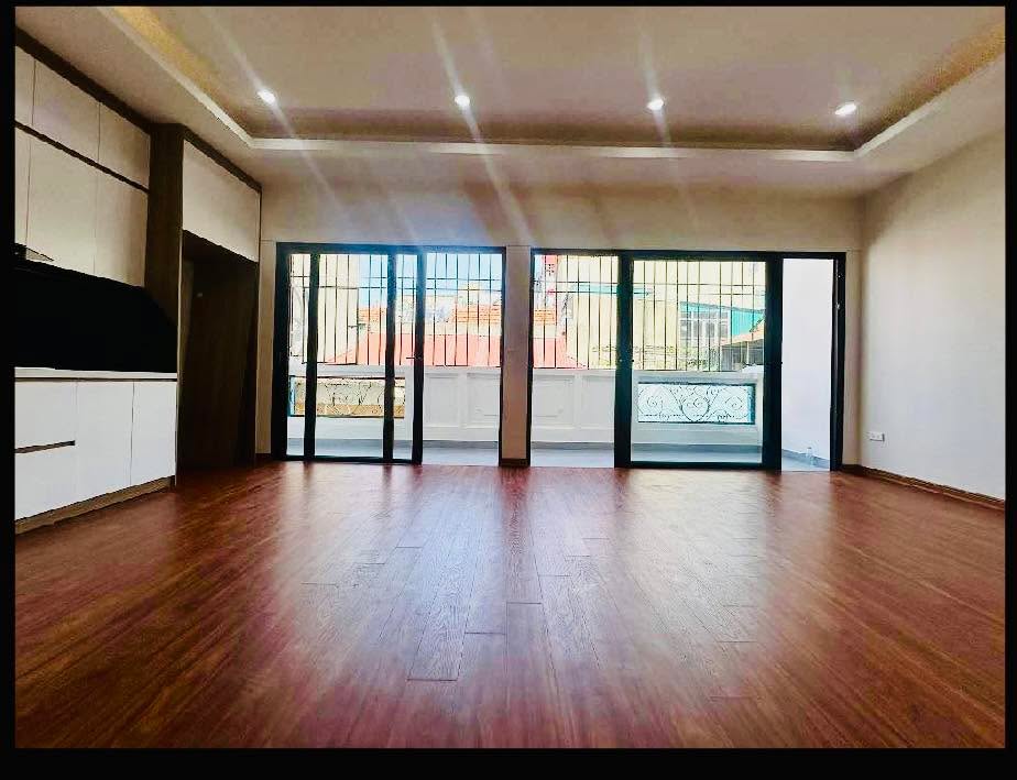 Nhà mặt phố Hoàng Văn Thái, Thanh Xuân 40m² giá 15 tỷ - Kinh doanh đỉnh cao!