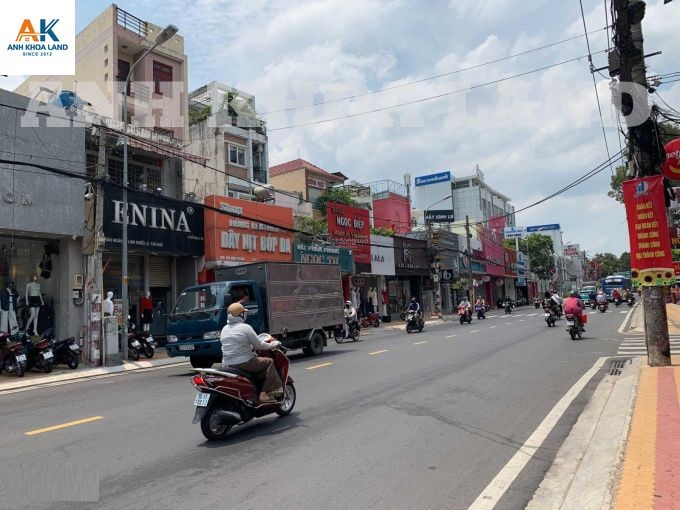 Nhà mặt tiền Võ Văn Ngân, Thủ Đức 147m² giá 43.5 tỷ - Cơ hội đầu tư sinh lời!