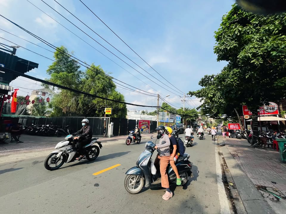 Bán nhà 5 tầng hẻm kinh doanh đường Hoàng Diệu 2, Thủ Đức, 230m² - Đầu tư sinh lời 165 triệu/tháng!