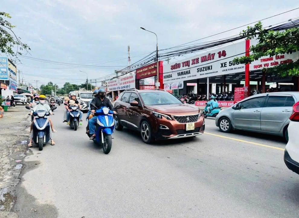 Đất mặt tiền Bùi Văn Hòa Biên Hòa 355m² giá 17.5 tỷ - Cơ hội đầu tư vàng!