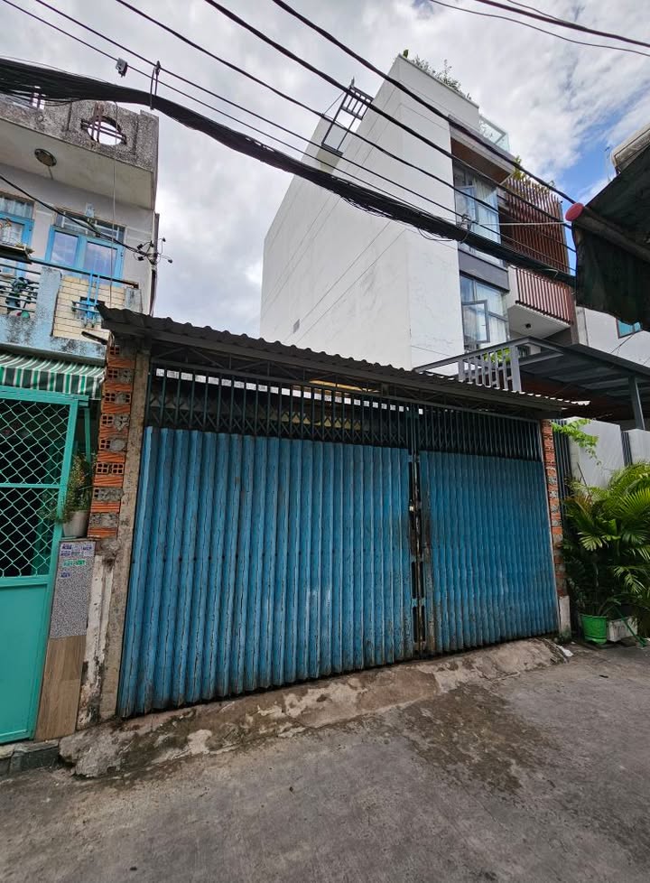 Nhà Quận 6 Đường Hậu Giang 75m² giá 8.9 tỷ - Tiện ích đầy đủ, sổ vuông vức!