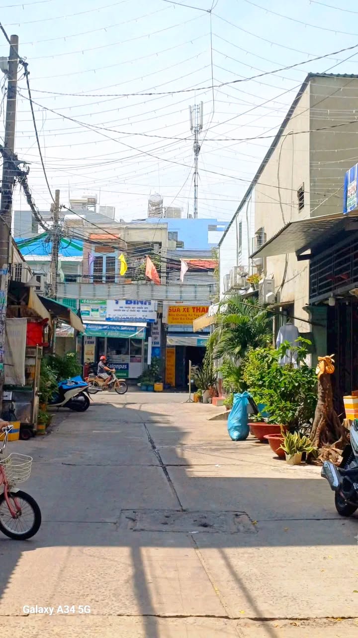 Đất Hẻm Rộng Đường Số 12, P.BHH, Q.Bình Tân - Diện tích 65m², Giá 6 tỷ - Cơ hội đầu tư lý tưởng!