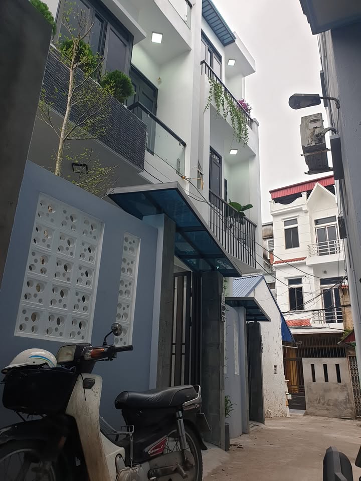 Nhà 3 tầng tại Nam Định 52m² giá 2.25 tỷ - Thiết kế sang trọng, thoáng mát