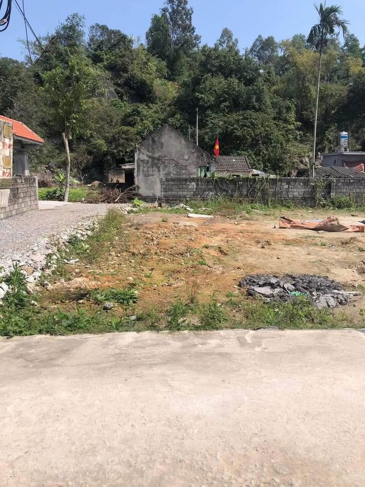 Đất nền Phú Thứ, Kinh Môn 111.5m² giá 700 triệu - Lô góc tiện lợi!