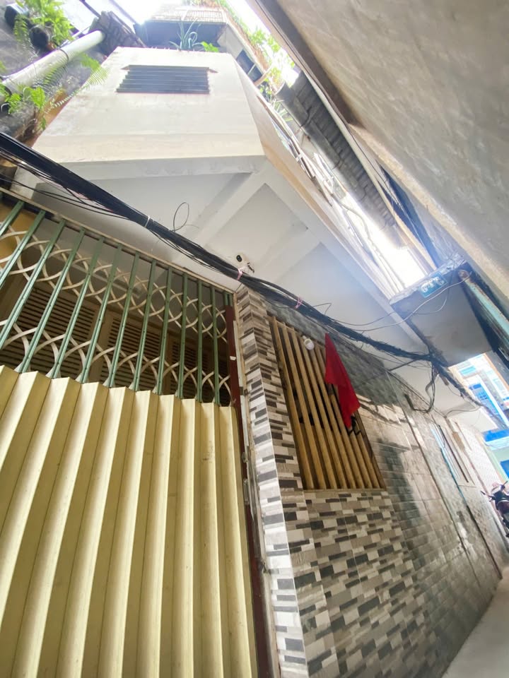 Nhà 3 tầng Trần Đình Xu, Quận 1, 36m² giá 6.7 tỷ - Sổ đẹp, hoàn công đầy đủ!