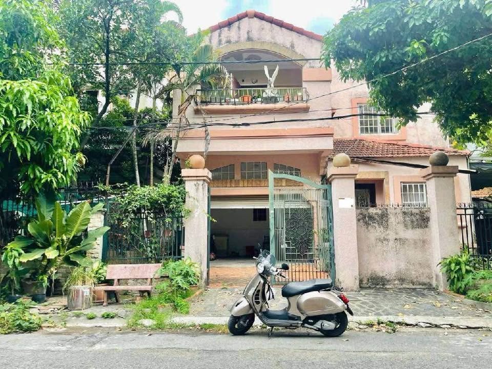 Biệt thự Gò Vấp 212m² giá 20.7 tỷ - Không thể bỏ lỡ!