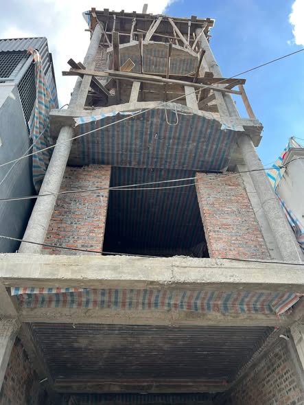 Nhà 4 tầng Trần Thành Ngọ 50m² giá 3.1 tỷ - Ô tô đỗ trong nhà!