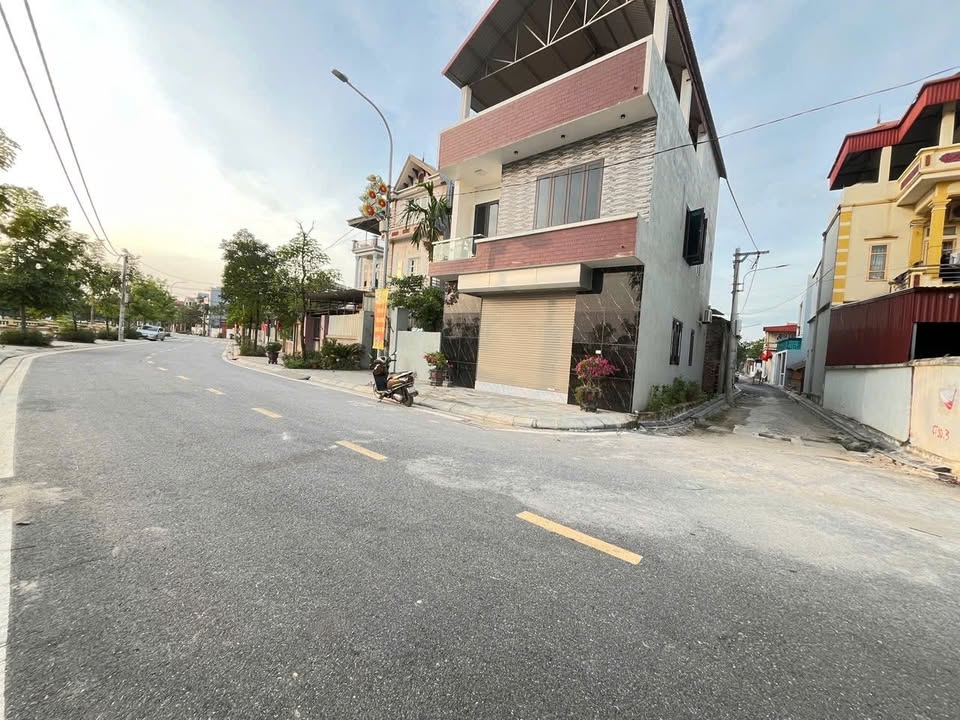 Đất nền Vĩnh Ngọc, Đông Anh 52m² giá 4.1 tỷ - Ô tô vào đất, vị trí đắc địa!