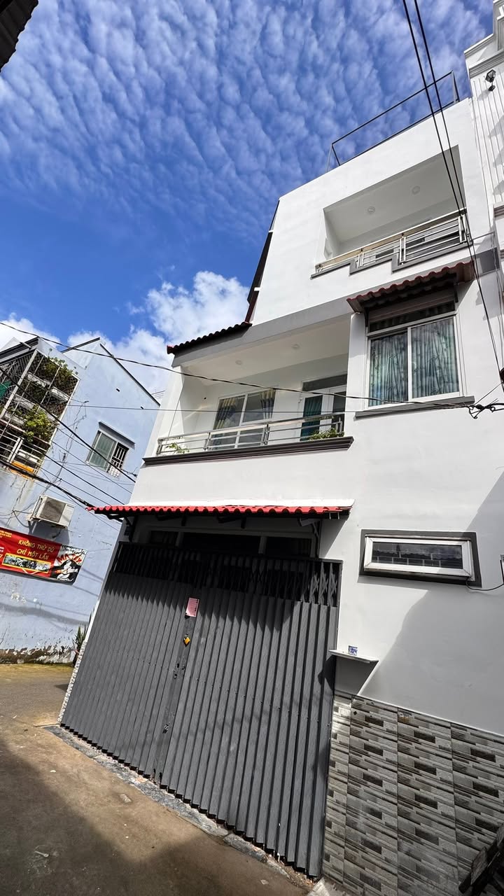 Nhà 4 Tầng Phường 8 Quận 6, Diện Tích 31m², Giá 4.75 Tỷ - Nhà Đẹp, Đủ Tiện Nghi!