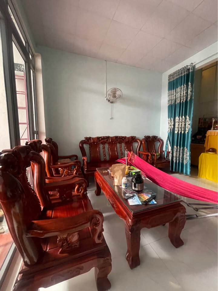 Nhà hẻm 01 Ngô Thị Nhậm, TP Kon Tum 129.5m² giá 1.5 tỷ - Khu dân cư trí thức!