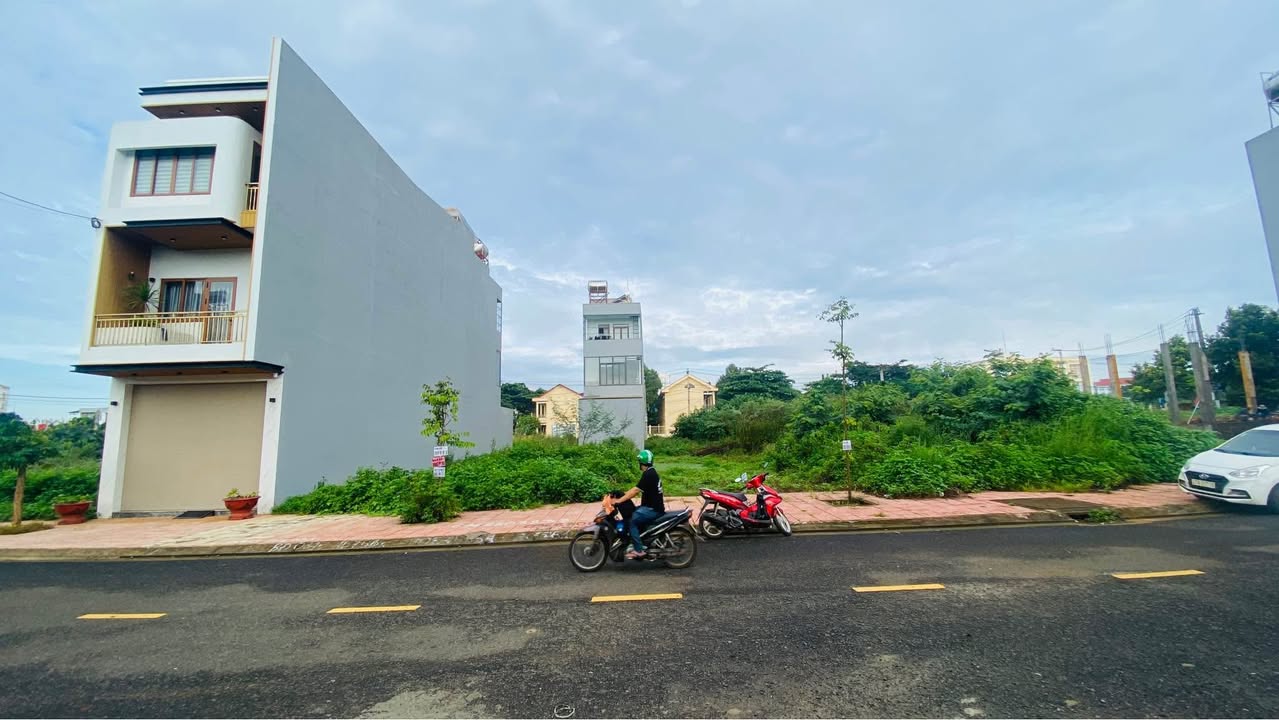 Lô đất đẹp đường Nguyễn Hồng Ưng Tân Lập 125m² giá 6.35 tỷ - Tiềm năng sinh lời cao!