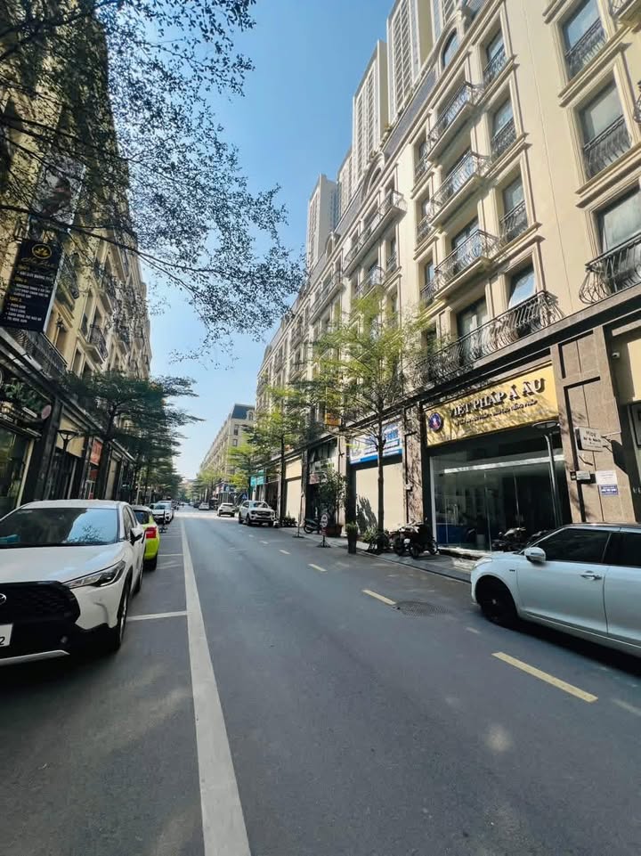 Nhà bán An Hưng 83m² giá 21 tỷ - Vị trí đắc địa, kinh doanh thuận lợi!