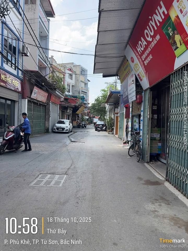 Nhà 3 tầng lô góc kinh doanh siêu đẹp Phù Khê Đông, Từ Sơn chỉ 4 tỷ!