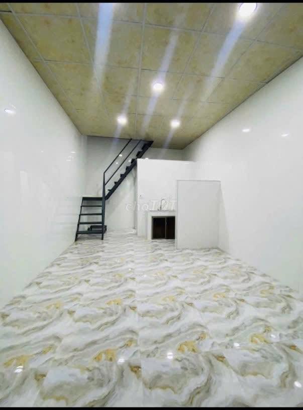 Nhà cho thuê Quận Tân Bình 28m² giá 8 triệu - Nhà mới 99% sẵn máy lạnh!