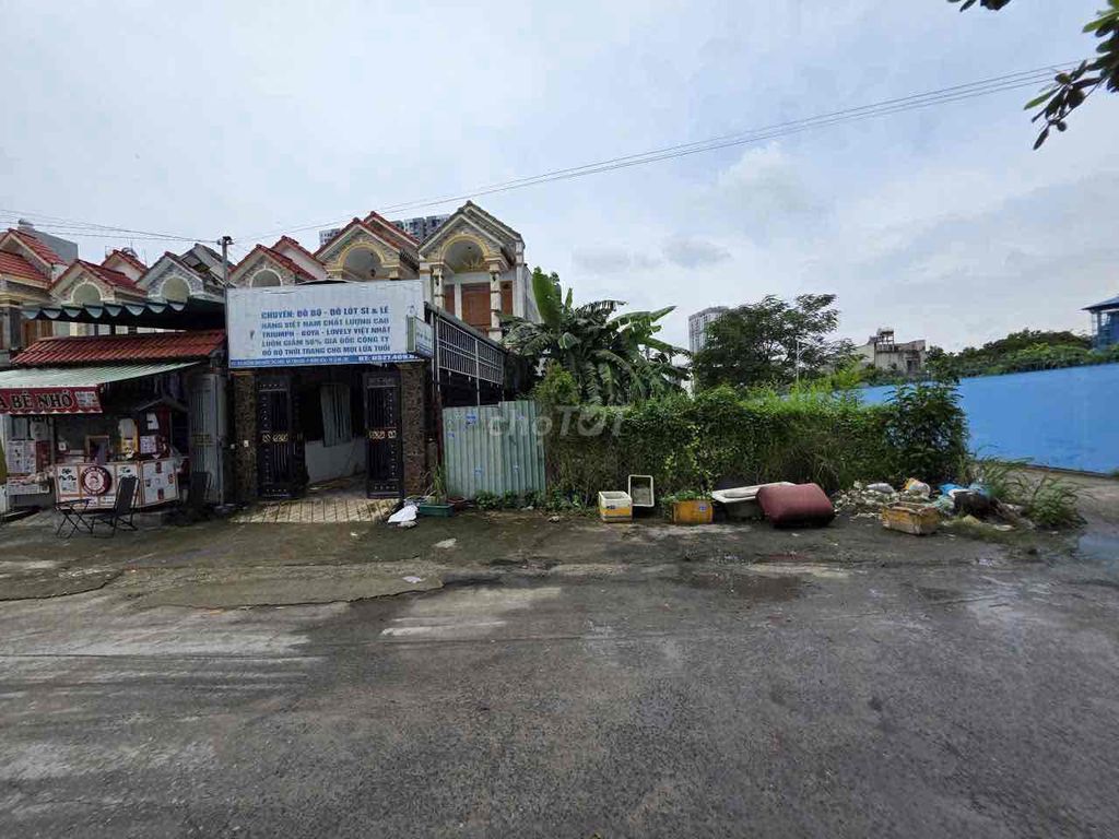 Đất mặt tiền 292m² gần làng Đại Học Quốc Gia, Dĩ An - Giá chỉ 11.5 tỷ!