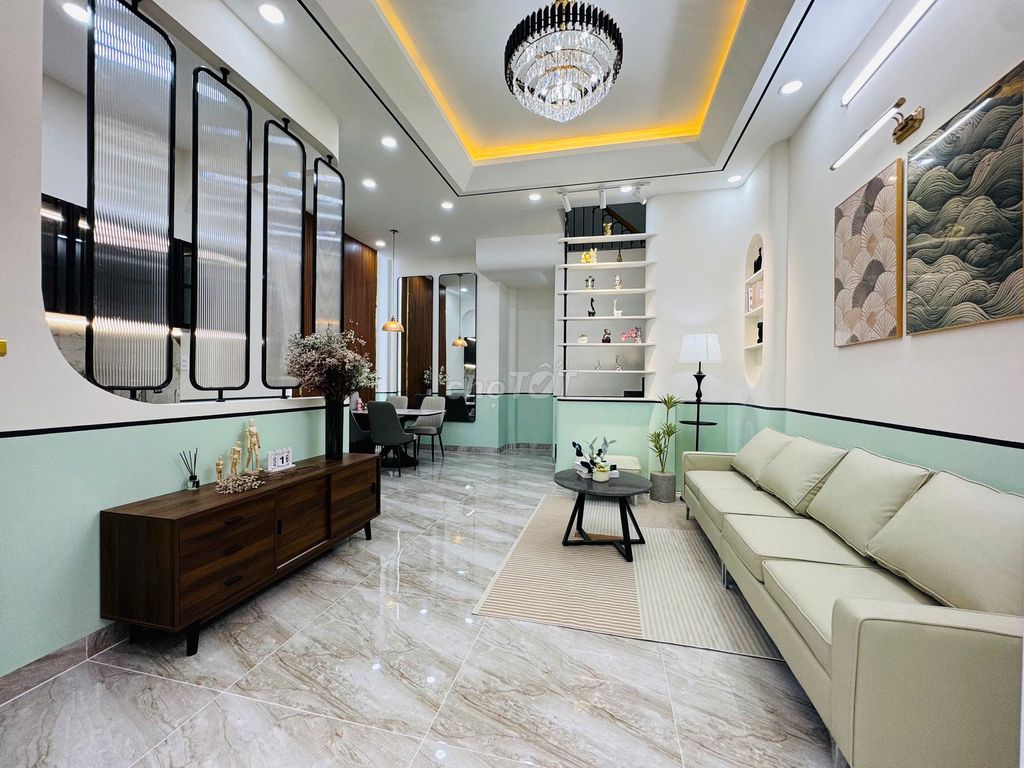 Nhà đẹp 3 tầng tại đường Âu Dương Lân, P3, Q8 chỉ 6,4 tỷ - Sổ hồng riêng, nội thất cao cấp!