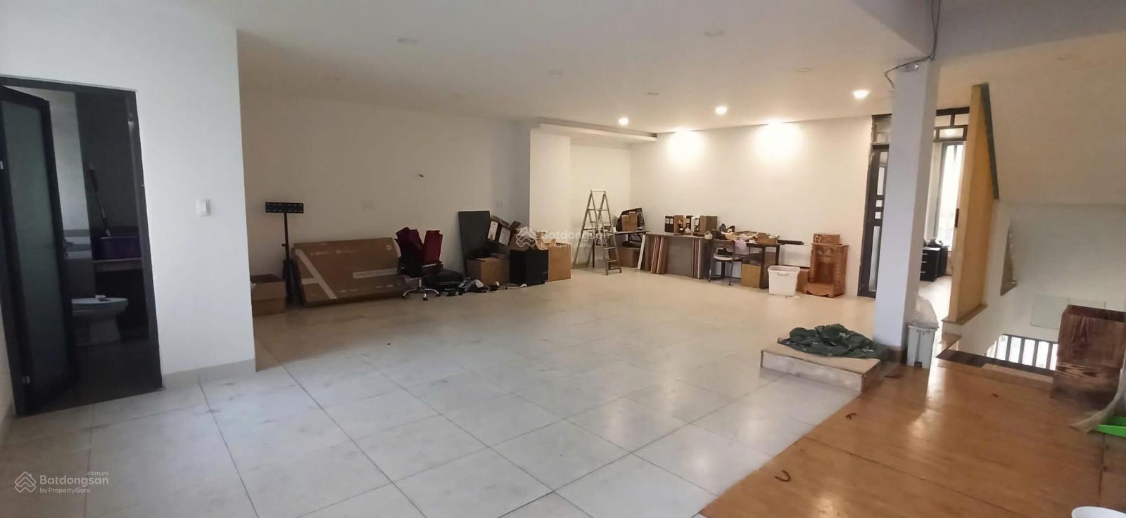 Shophouse cho thuê khu đô thị Cát Lái - 160m² giá 20 triệu - Mặt tiền sầm uất!