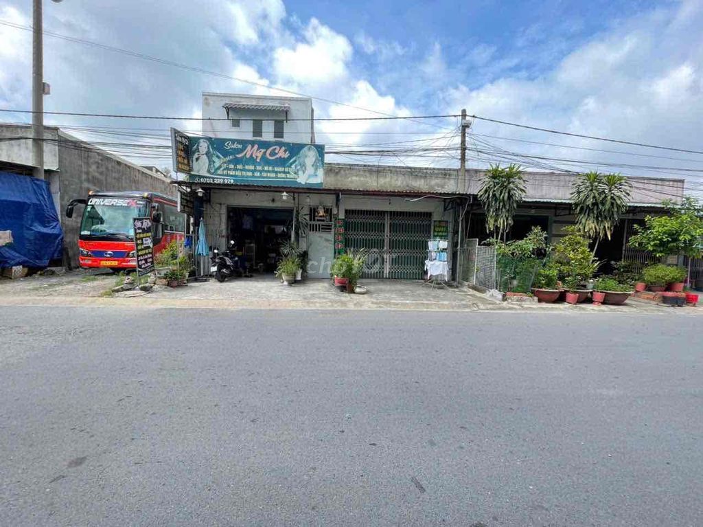 Đất mặt tiền kinh doanh KDC Đông An, Tân Đông Hiệp, Dĩ An 300m² giá 11 tỷ - Cơ hội đầu tư sinh lời!