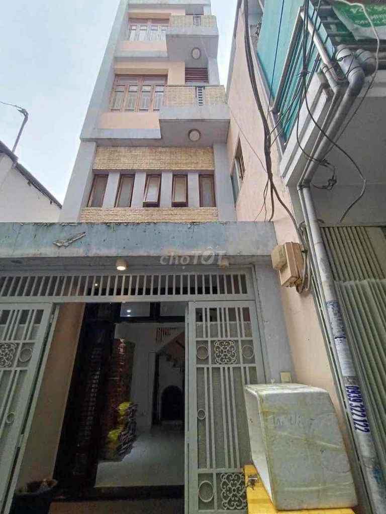 Bán nhà hẻm 3m CMT8, P11, Q3, 19m², 5 tầng - Giá chỉ 4 tỷ TL thương lượng!