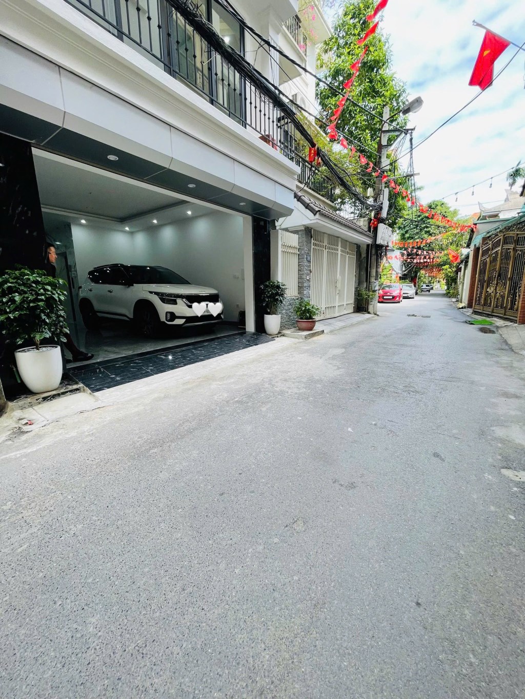 Nhà riêng Yên Phụ, Tây Hồ 80m² giá 27.5 tỷ - Vị trí đắc địa cho cuộc sống an nhàn!