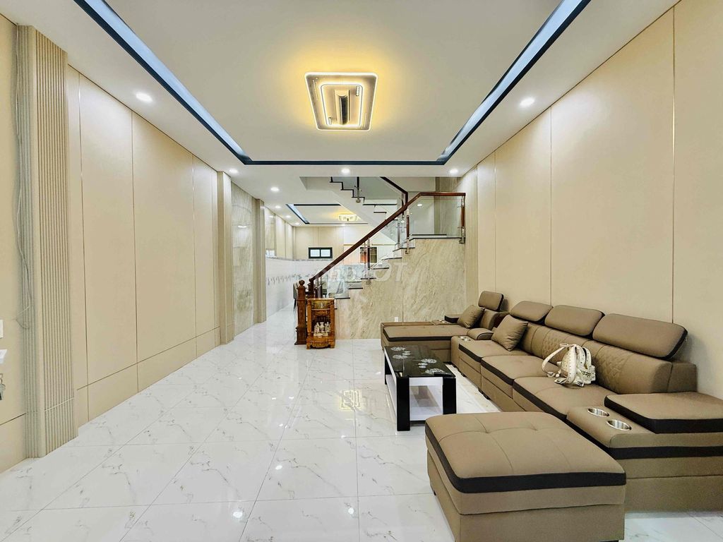 Nhà nguyên căn Hà Huy Giáp 90m² giá 14 triệu - Gần ngã tư GA, hẻm ô tô