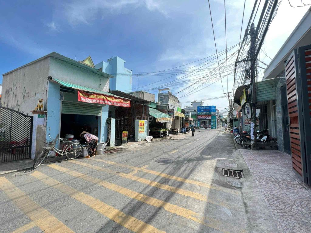 Đất mặt tiền đường Nguyễn Đức Thiệu, Dĩ An 116.7m² giá 5 tỷ - Kinh doanh sầm uất!