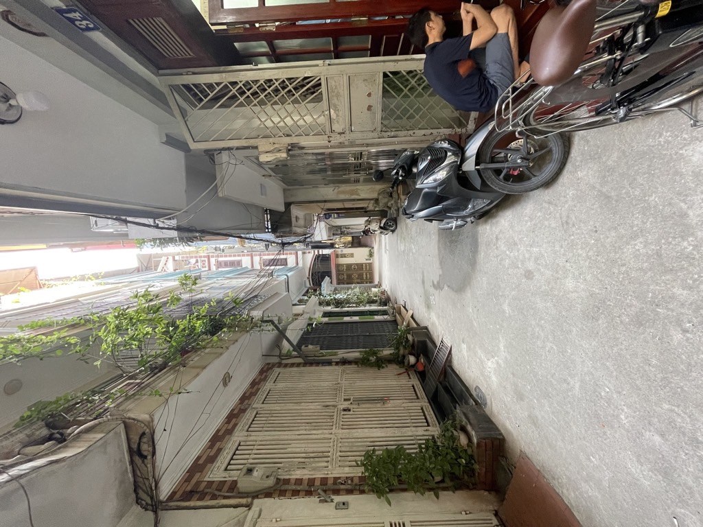 Nhà phố Huỳnh Thúc Kháng 53m² giá 9.8 tỷ - Sẵn sàng vào ở ngay!