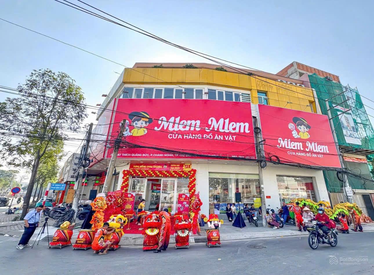 Cho thuê mặt bằng góc 2 mặt tiền Thích Quảng Đức - Phan Đình Giót, Thủ Dầu Một, DT 500m², giá 80 triệu/tháng