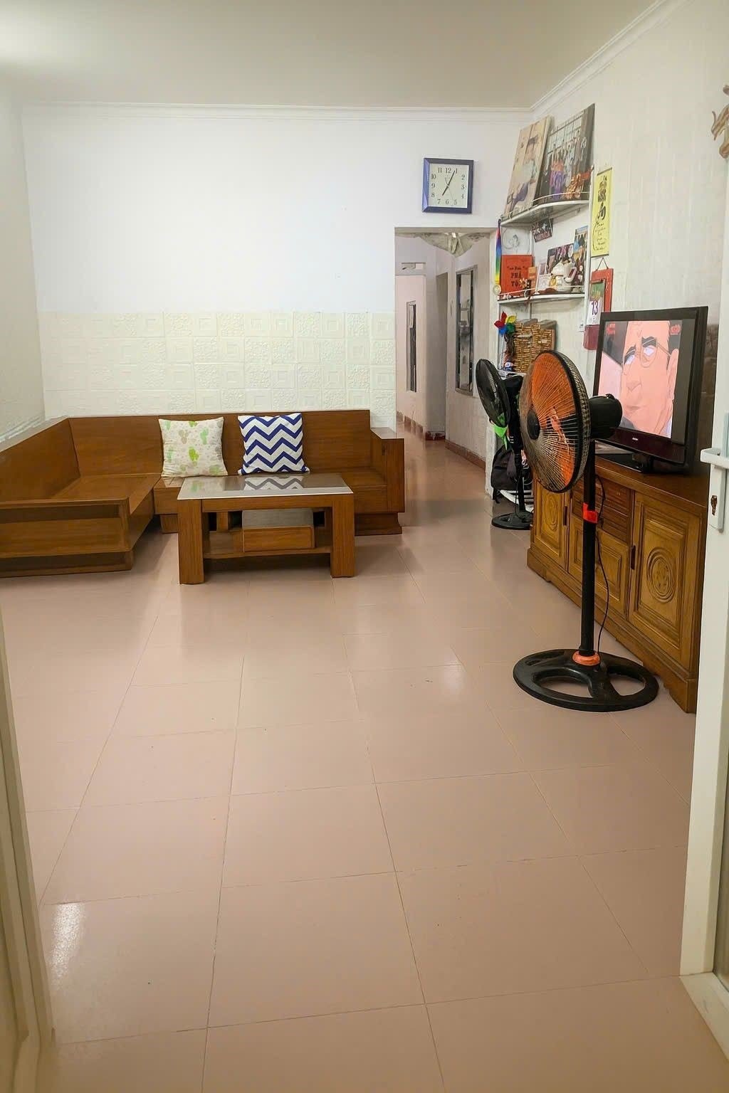 Căn nhà tập thể 2 tầng phố An Hòa, Hà Đông 60m² giá 1.75 tỷ - Gần HV An Ninh!