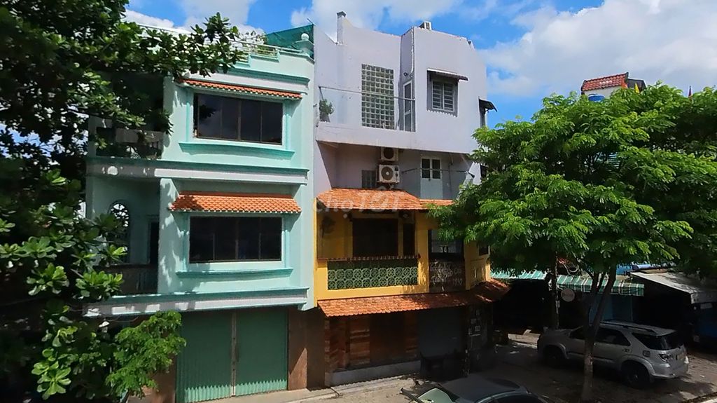Mặt tiền kinh doanh 4 tầng 7x8m, Nguyễn Văn Linh Quận 7 giá 6,2 tỷ - Đầu tư sinh lời ngay!
