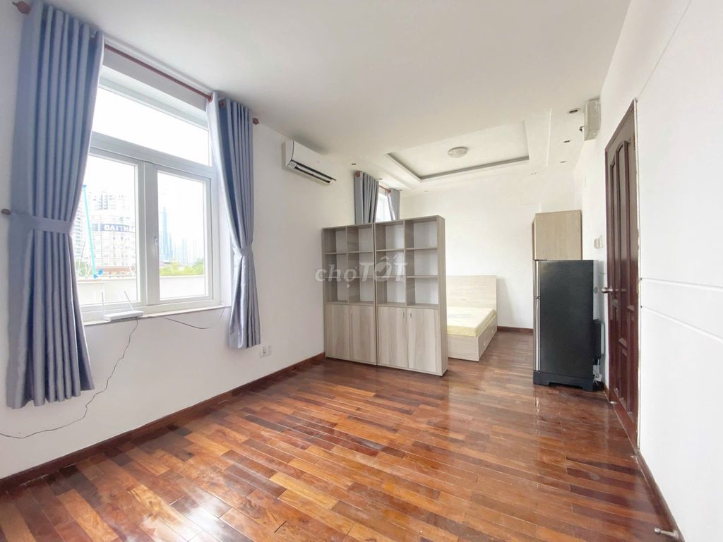 Studio Tách Bếp Thảo Điền 31m² giá 10 triệu - Không gian thoáng đãng, đầy đủ tiện nghi!