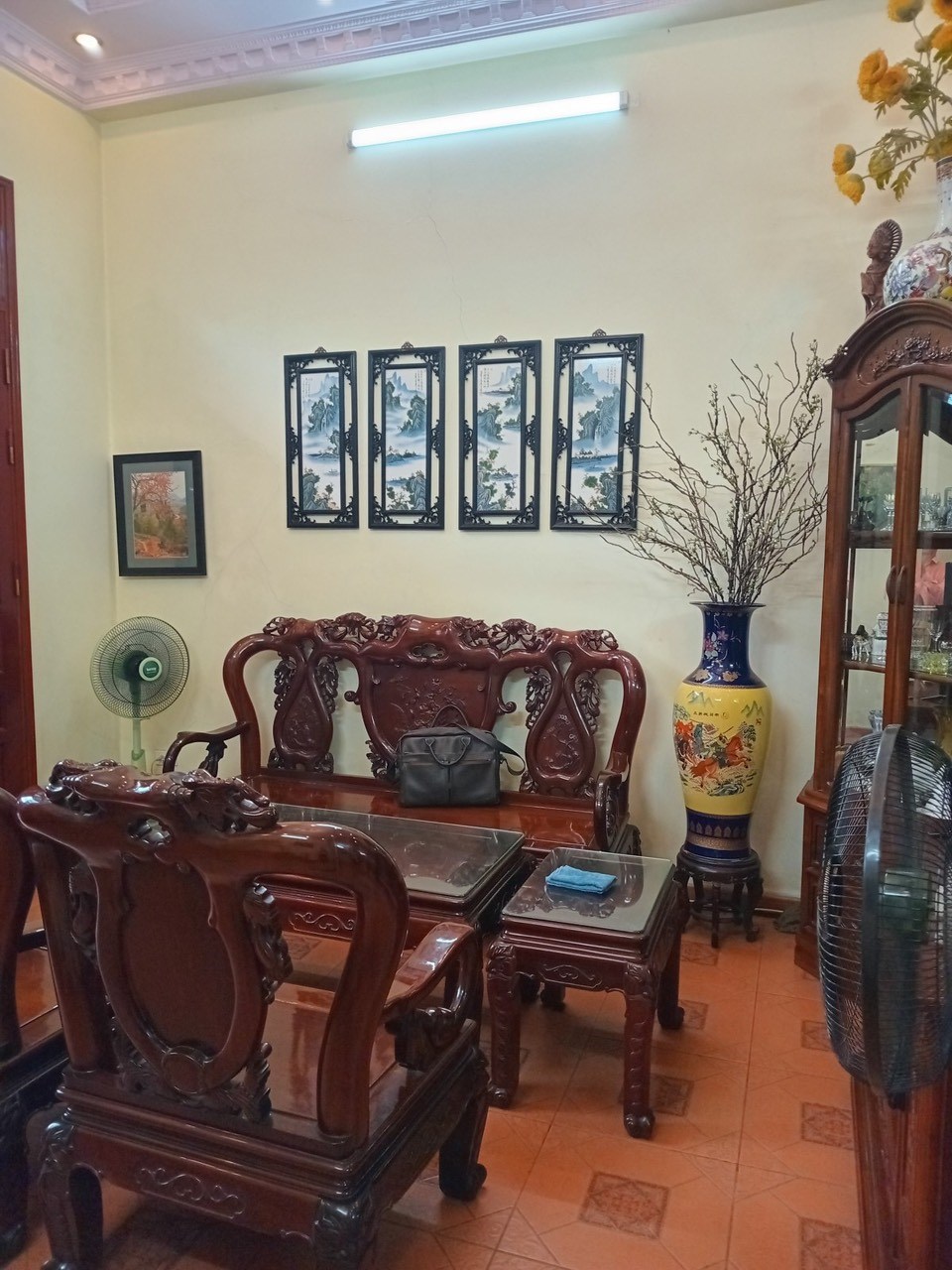 Nhà phố Khương Đình 62m² giá 17.5 tỷ - Vị trí đẹp, gần hồ Hạ Đình!