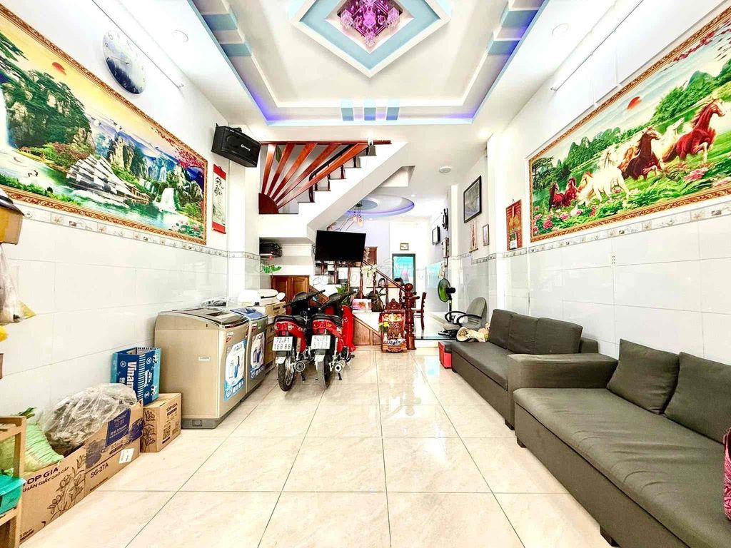 Nhà phố Thạnh Lộc, Q12 56m² giá 4.15 tỷ - Hẻm xe hơi 7m, gần chợ